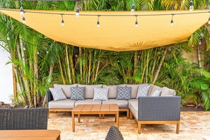 Terrace/patio - Coastal Chic Retreat | Pool Construction Discount (Delray Beach)