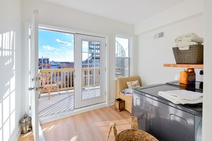 Unclassified image, 5 of 77, button - Canton Rooftop Retreat+Chef’s Kitchen+Good Vibes (Baltimore)