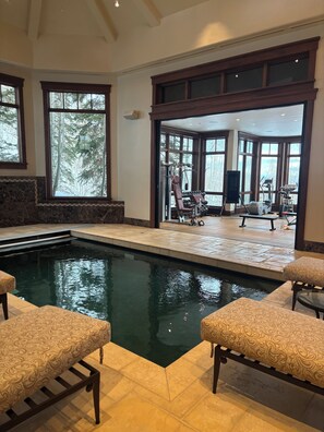 Pool - Spacious 6-bedroom ski-in/out estate in The Colony in Park City with gym & pool (Park City)