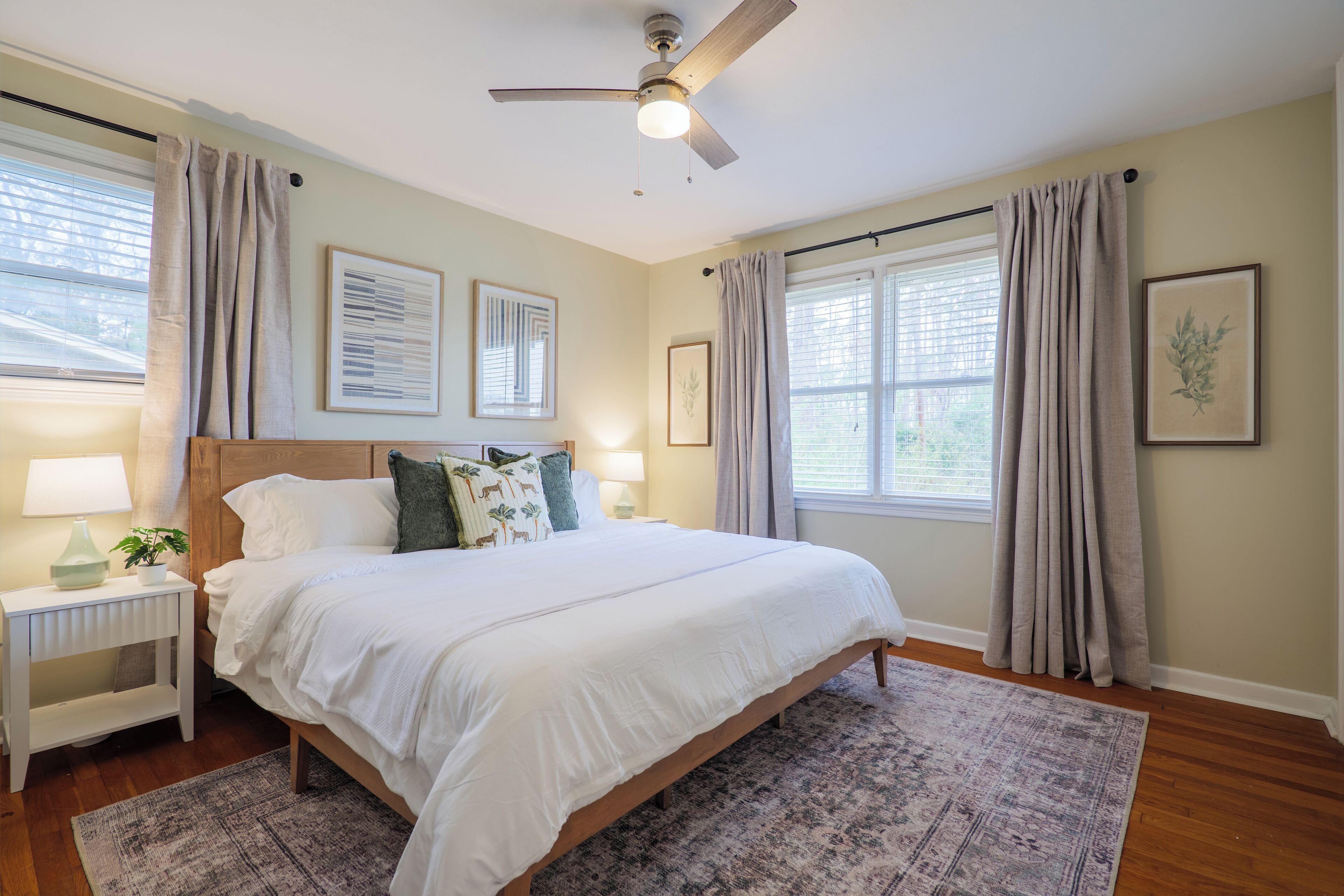 Desk, iron/ironing board, travel cot, free WiFi