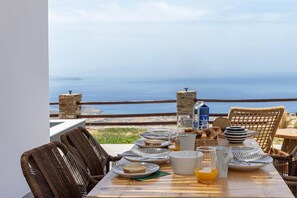 Outdoor dining - Del Sol View, Arnados Tinos (Arnados)