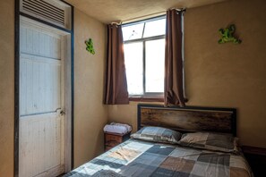 Comfort Double Room Single Use, 1 Queen Bed, Patio, Mountain View | Blackout drapes, free WiFi