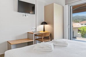 1 Schlafzimmer, Bügeleisen/Bügelbrett, Reisekinderbett, kostenloses WLAN