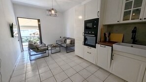 Interior - JM Apartment in Kamena Vourla (Kamena Vourla)