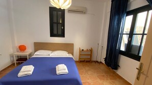 Room - Garden studio by the sea (Agios Ioannis)