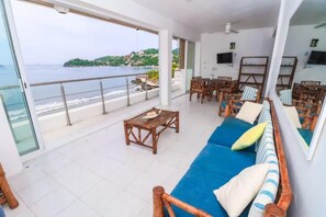 Imagen sin descripción, 3 de 20, botón