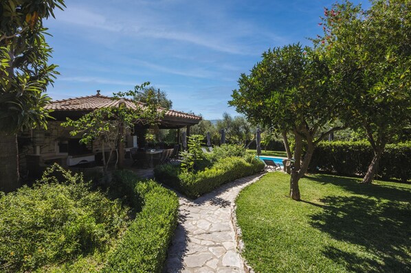 Property grounds - Villa Lilly with private pool (Zakynthos)