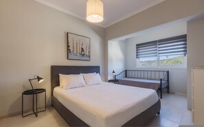 6 bedrooms, iron/ironing board, bed sheets - Villa Lilly with private pool (Zakynthos)
