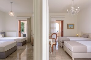 5 bedrooms, desk, iron/ironing board, travel cot - Villa Araucaria private pool,jacuzzi,seaview (Atsipopoulo)