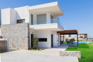 Exterior - Luxury Villa U with private swimming pool (Kokkini Hani)