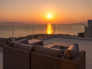 Terrace/patio - Luxury  Villa  Verde (Agios Dimitrios Rodias)