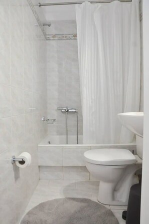 Hair dryer, towels - Lala's - Superior Double Studio (Naxos)