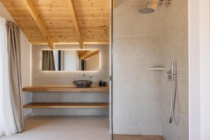 Shower, hair dryer, towels - Cameo 2  Luxury Villa with Pool (Zakynthos)
