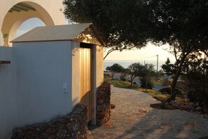 Exterior - Villa Rouvis with outdoor Hot Tub (Ligaridia)