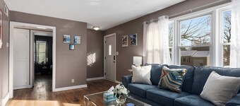 No Stairs-2BR:King Beds,Near Shops;Family friendly