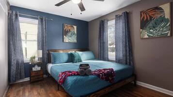 Bügeleisen/Bügelbrett, Reisekinderbett, WLAN, Bettwäsche