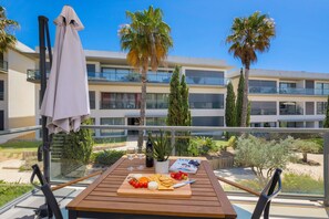 Outdoor dining - Areias Branca in Quarteira (Quarteira)