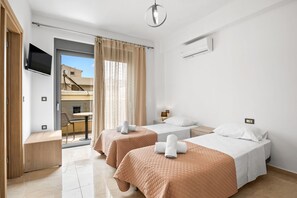 3 bedrooms, iron/ironing board, free WiFi, bed sheets - Park and sea view Villa with Private Pool 2 (Chania)
