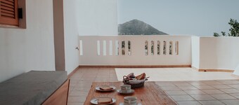 Tsikalario Holiday House