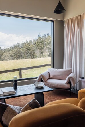 Unclassified image, 4 of 15, button - Barefoot Luxury, Romantic Escapes, Outdoor Bath with a view, Rolling hills (Carlton River)