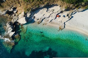 Beach - Porto Saint Stephanos (Άγιος Στέφανος)