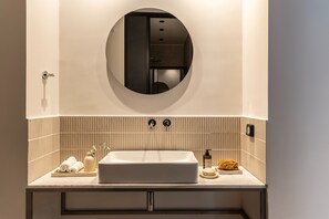 Hair dryer, towels - Aura - By Celestial Suites (Athina)