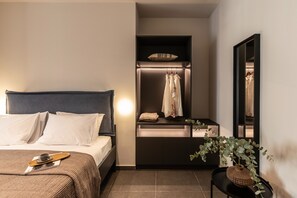 1 bedroom, desk, iron/ironing board, free WiFi - Aegle - by Celestial Suites (Athina)