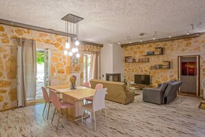 Interior - Villa Yiarios in Corfu (Corfu)
