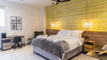1 bedroom, WiFi (free), bed sheets