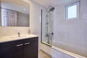 Hair dryer, towels - Villa Thalia  Periyali (Zakynthos)