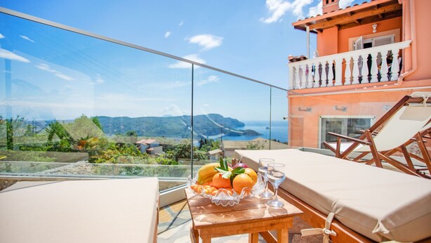 Property grounds - Loris Residence in Ionian Islands (Ionian Islands)
