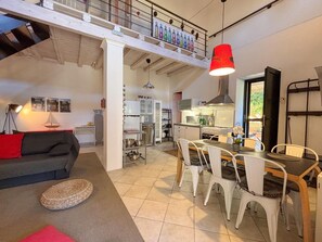 Interior - Ourano -Gastouri Village Center (Achilleio)