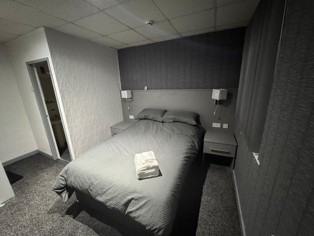 Bàn, khu vực làm việc phù hợp cho laptop 