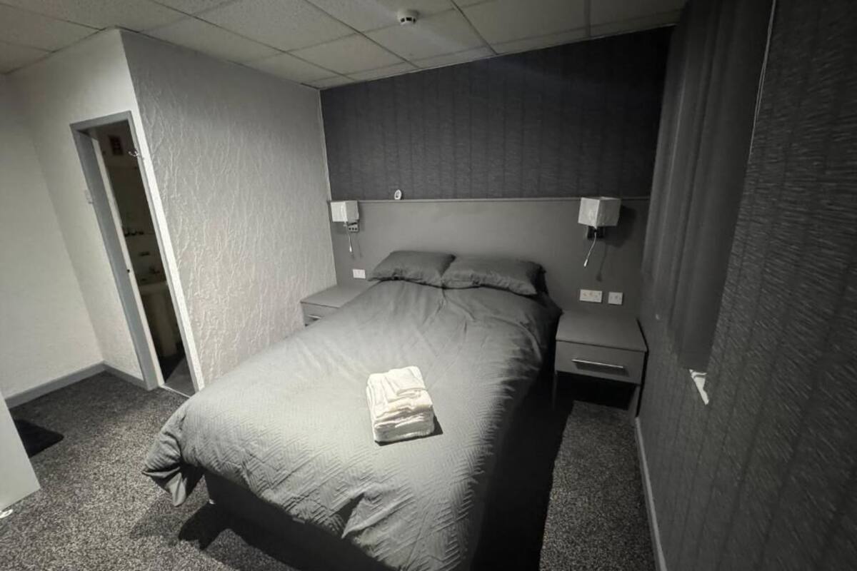 책상, 노트북 작업 공간, 무료 WiFi