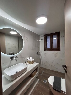 Bathroom - Abete Luxury Apartments (Metsovo)