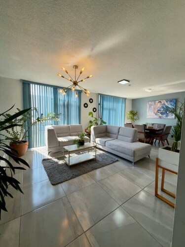 AR Suites 3: La Calzada