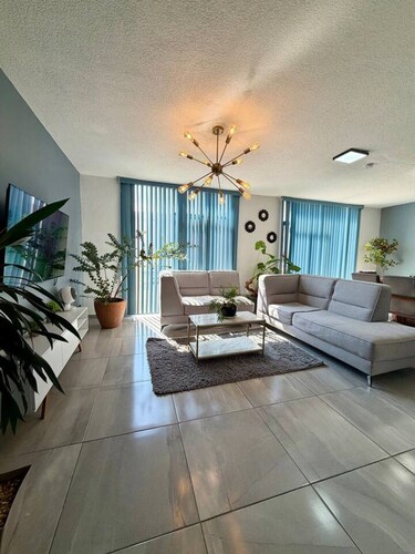 AR Suites 3: La Calzada