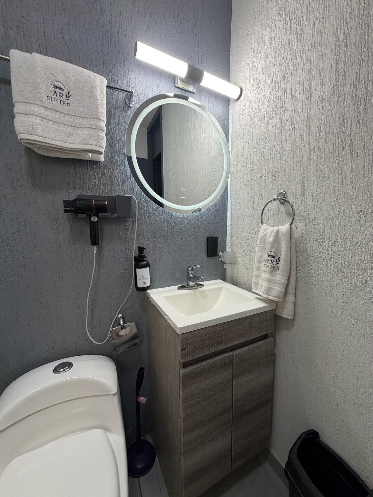Hair dryer