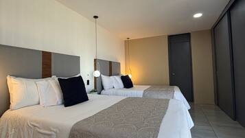 1 bedroom, desk, iron/ironing board, WiFi