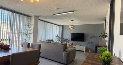 AR Suites 4: La Calzada
