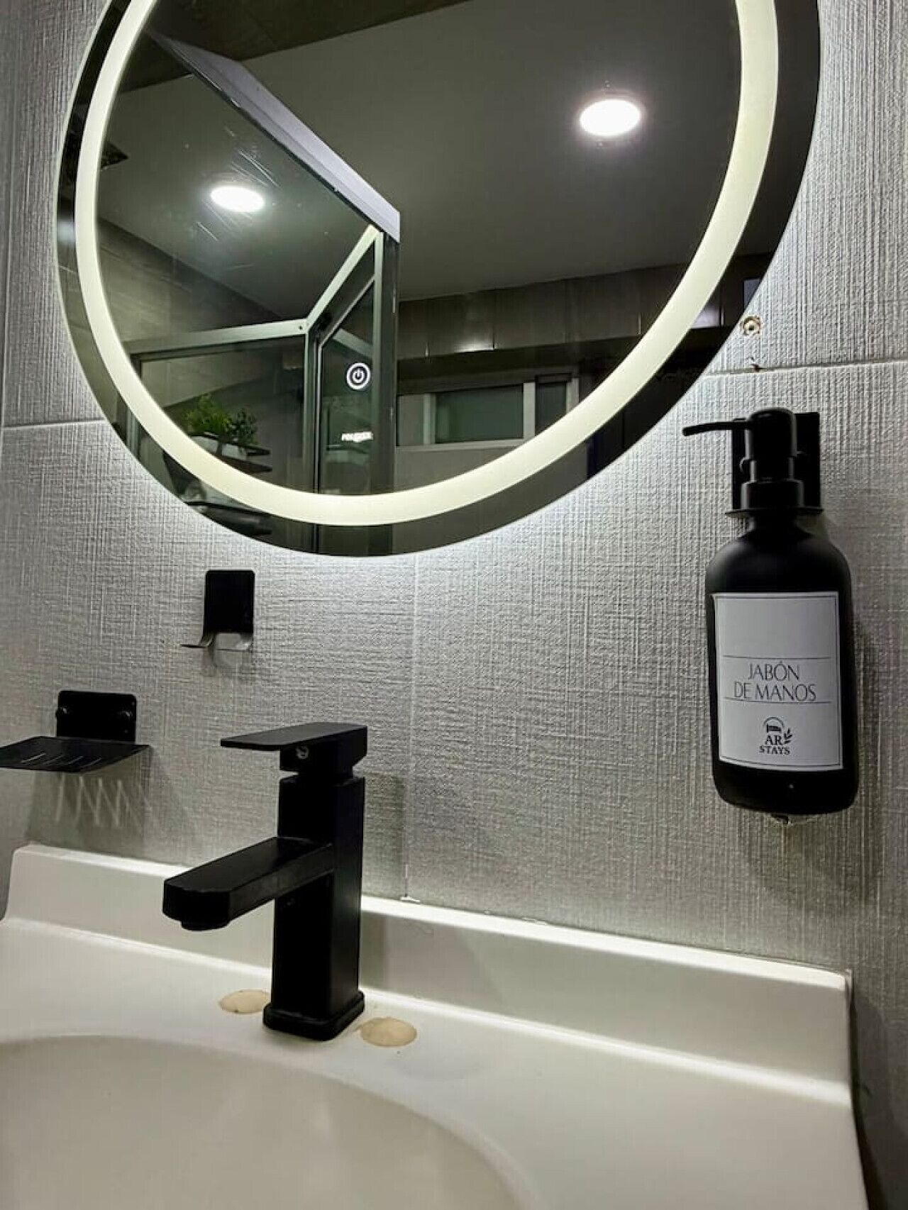 Hair dryer