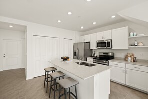 Imagen sin descripción, 4 de 10, botón