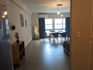 Dining - Ermou Deluxe Suite by Athens Urban Retreat (Athina)