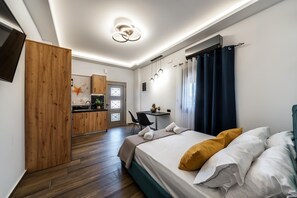 1 bedroom, iron/ironing board, free WiFi, bed sheets - Seaside Apartment Studio (Limenas Chersonisou)