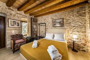 1 bedroom, iron/ironing board, free WiFi, bed sheets - Guest  House Aphrodite ground (Kato Archanes)