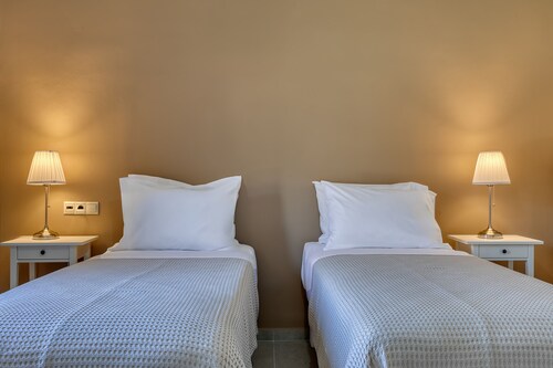 Lemonia Suites in Ikaria 2