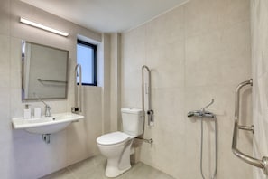 Bathroom - Lemonia Suites in Ikaria 4 (Kampos)