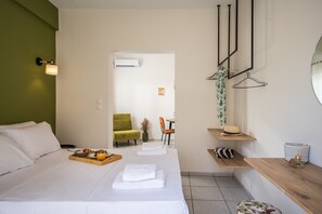 1 bedroom, iron/ironing board, free WiFi, bed sheets - Moira Apartment by Senaon Urban Living (Iraklio)