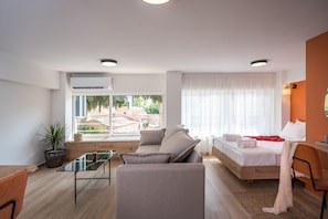 1 bedroom, iron/ironing board, free WiFi, bed sheets - Filotimo Apartment by Senaon Urban Living (Iraklio)