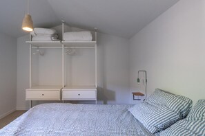 Fer et planche à repasser, Wi-Fi, draps fournis